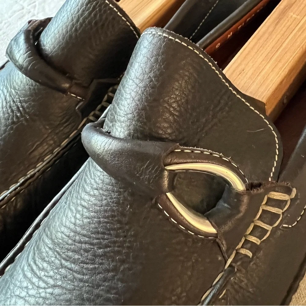 Donald J Pliner Brown Leather loafers - size 9